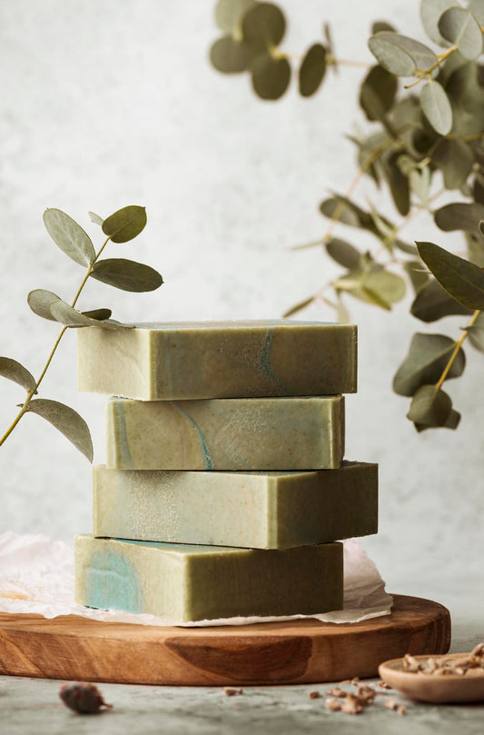 The Wonders of Natural Soap: Why it's Time to Ditch the Chemicals and Embrace the Natural Alternative